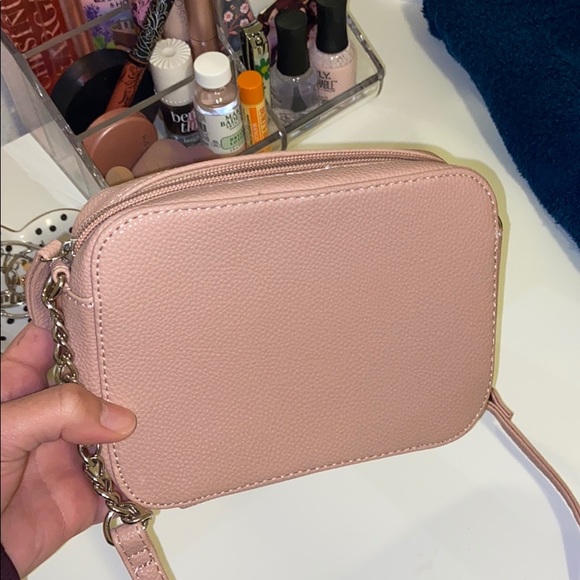 purse - Picture 2 of 3